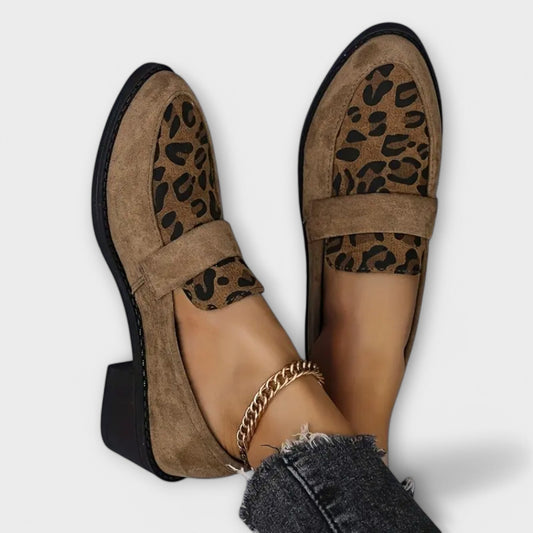 Karla - Eleganckie buty damskie w panterkę